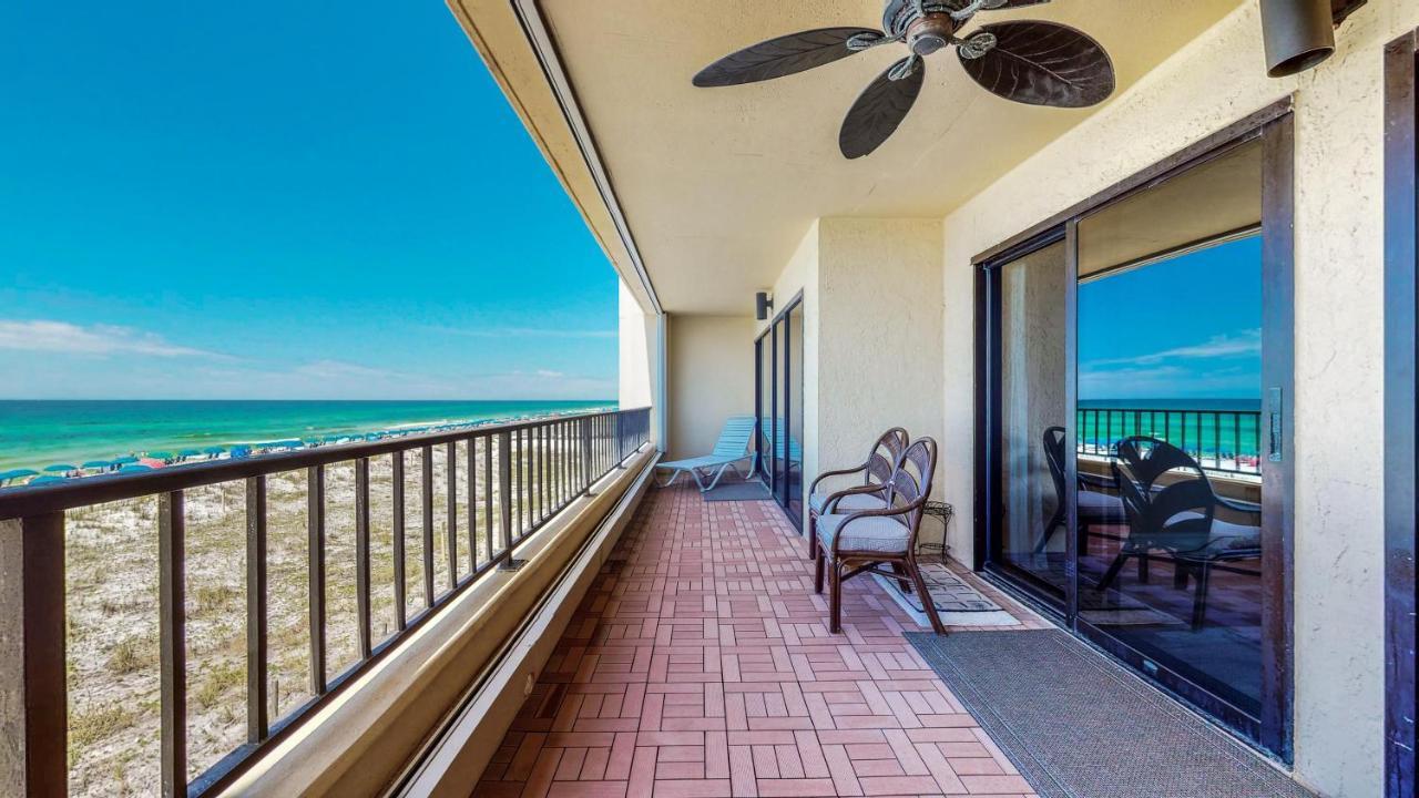 307 Surf Dweller By Alicia Hollis Realtor - Open March 16th Week Holiday home