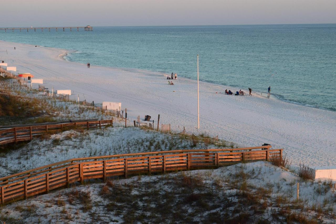 504 Surf Dweller By Alicia Hollis Realtor - Open March 16th Week Holiday home *