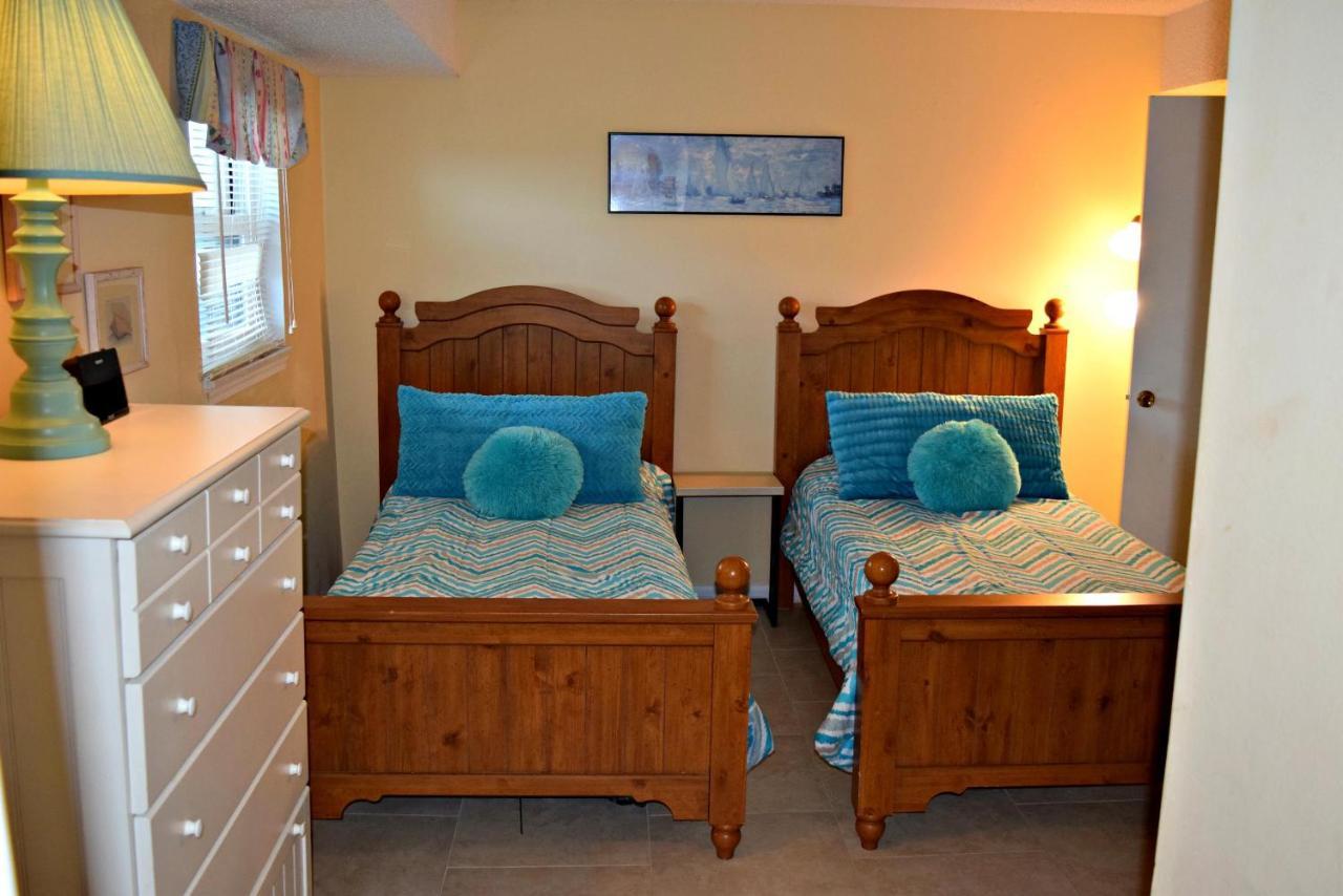 404 Emerald Isle By Alicia Hollis Realtor - Open In August * Fort Walton Beach