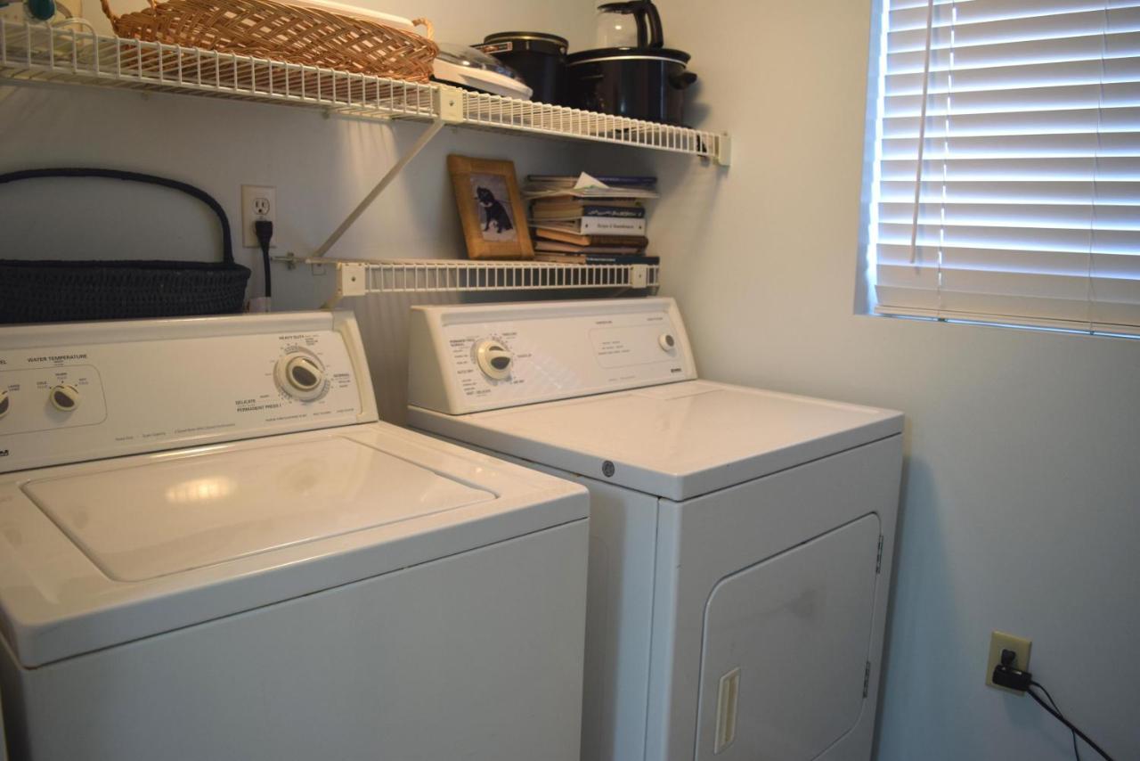Holiday home 310 Surf Dweller By Alicia Hollis Realtor - Open March 16th Week
