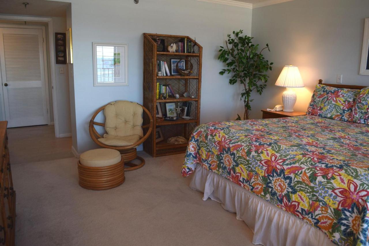 310 Surf Dweller By Alicia Hollis Realtor - Open March 16th Week Holiday home *