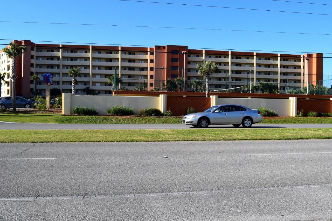 Holiday home 310 Surf Dweller By Alicia Hollis Realtor - Open March 16th Week Fort Walton Beach