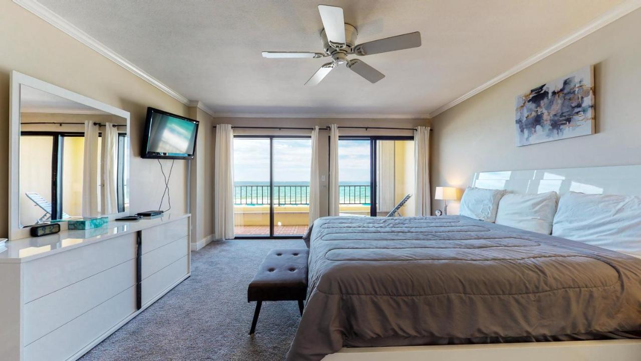 307 Surf Dweller By Alicia Hollis Realtor - Open March 16th Week Holiday home Fort Walton Beach