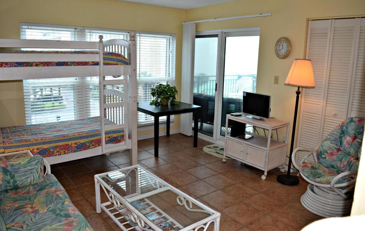 Holiday home 404 Emerald Isle By Alicia Hollis Realtor - Open In August Fort Walton Beach