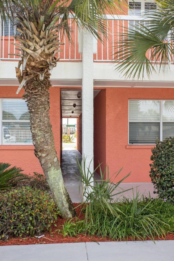 Tropical Isle Unit 210 Holiday home *