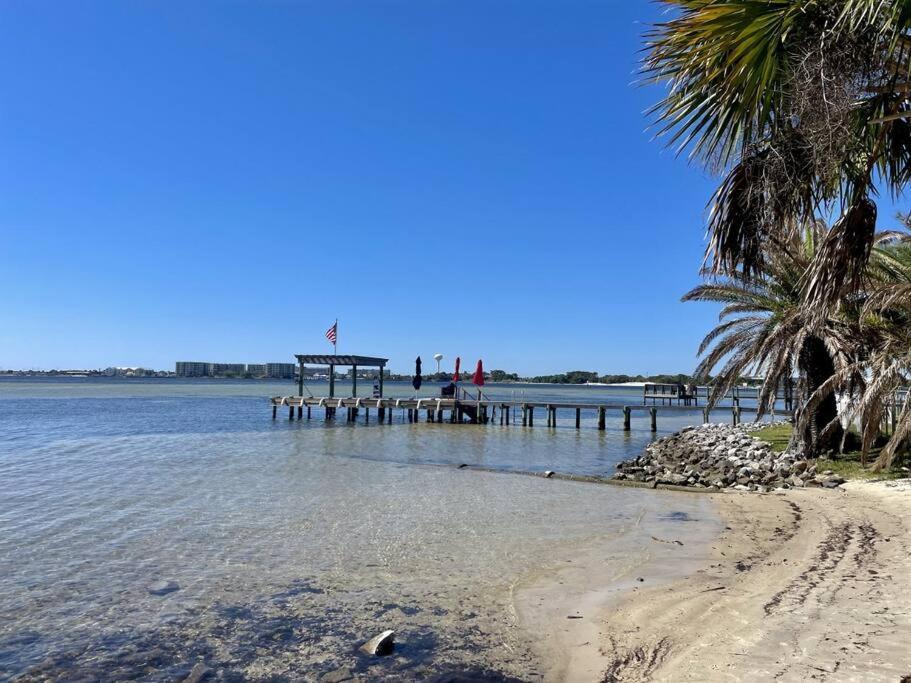 One Bedroom Loft, Very Close To And Downtown Holiday home Fort Walton Beach