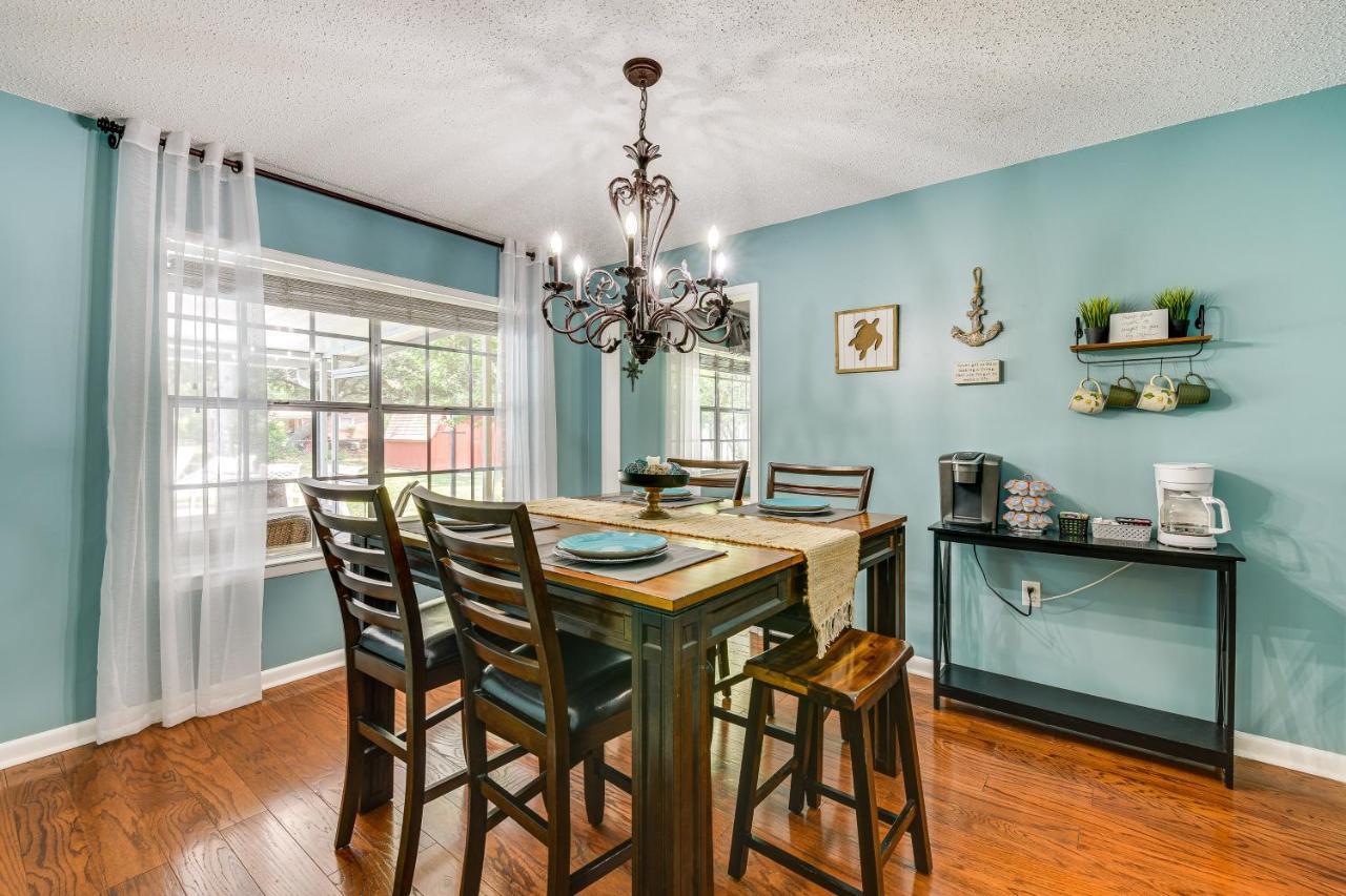 Pet-friendly Walton With Pool *