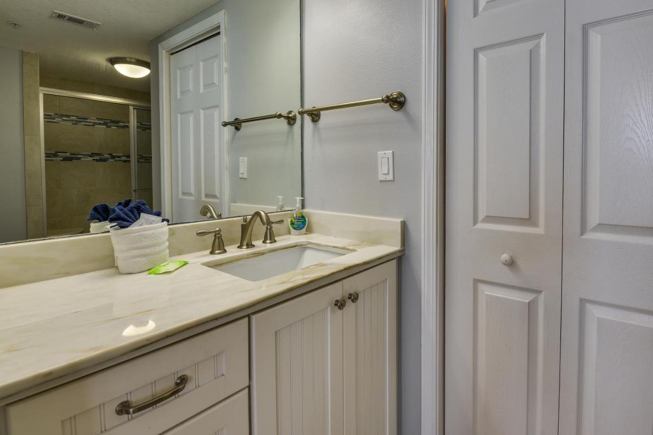 Apartment Walton With Pool And Hot Tub Access