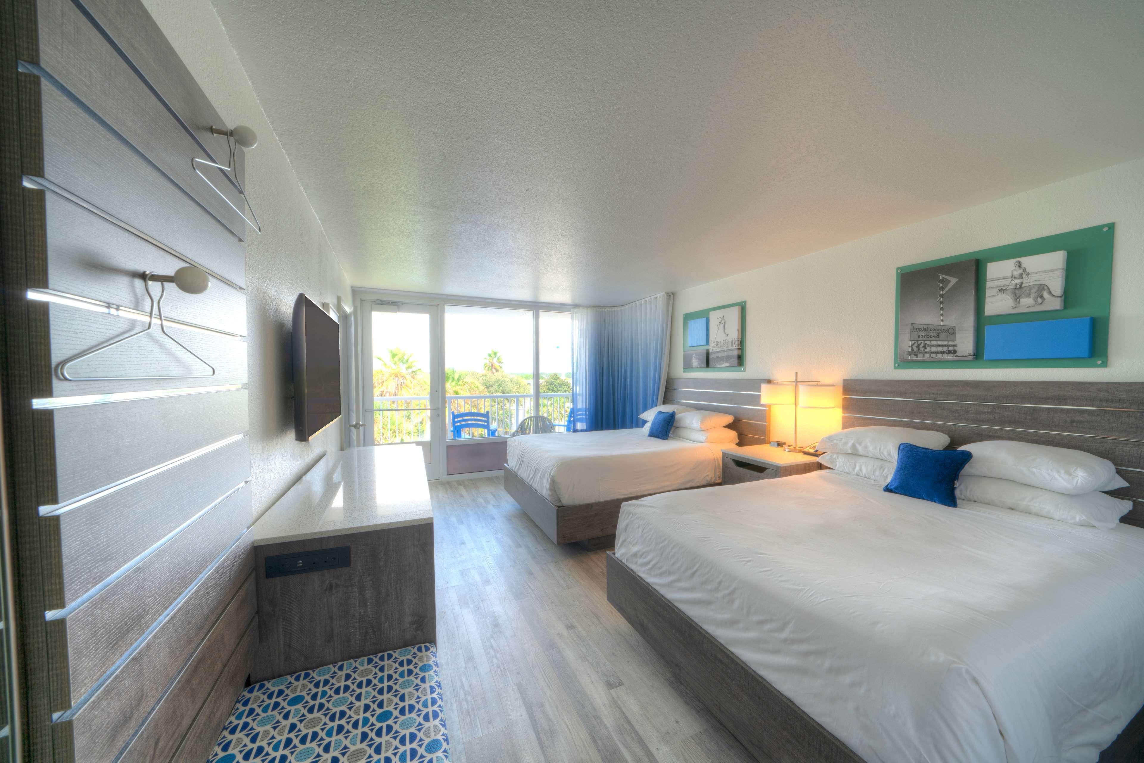The Island At Walton 4*