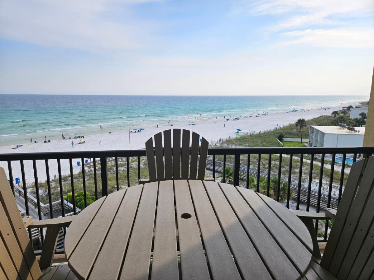 Bella Riva 409 4 Bedroom Beachfront Set Up Included Holiday home *