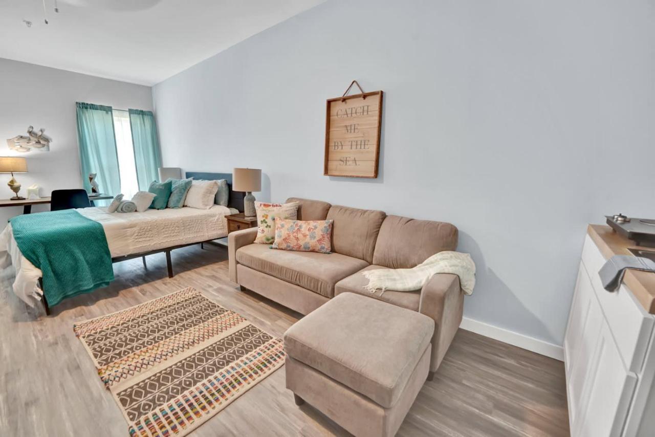Swim Surf Relax At The The Pelican Nest In Fwb * Fort Walton Beach