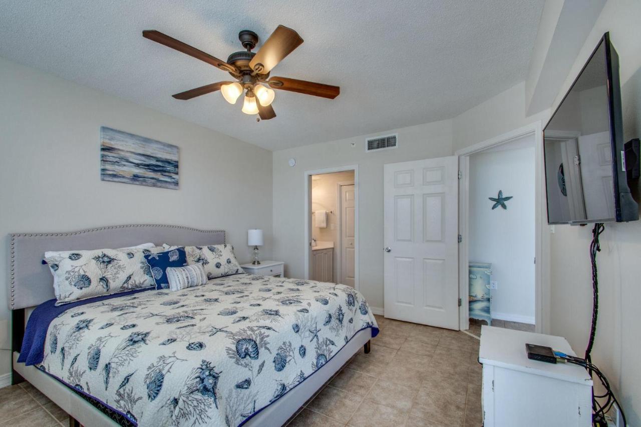 Island Princess 104 * Fort Walton Beach