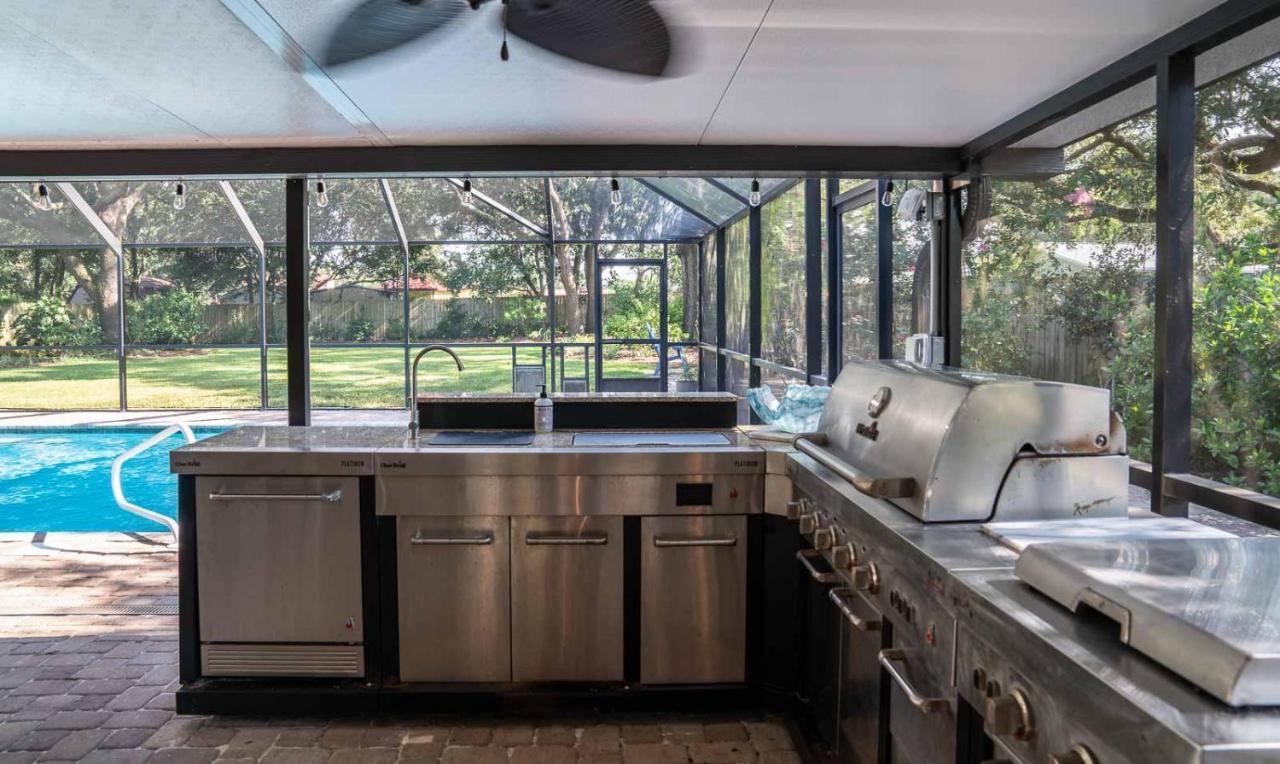 Cozy Coastal Haven-private Pool & Outdoor Kitchen Holiday home *