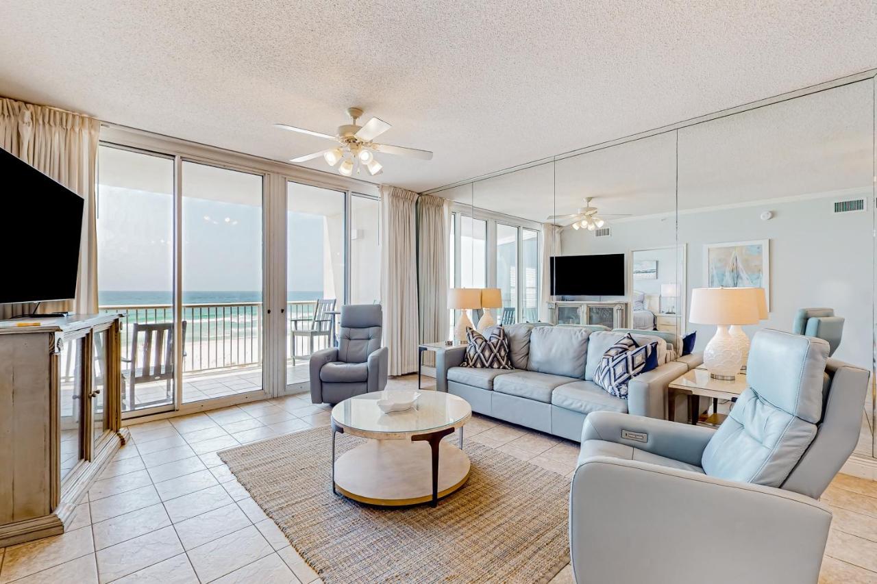 Waters Edge 405