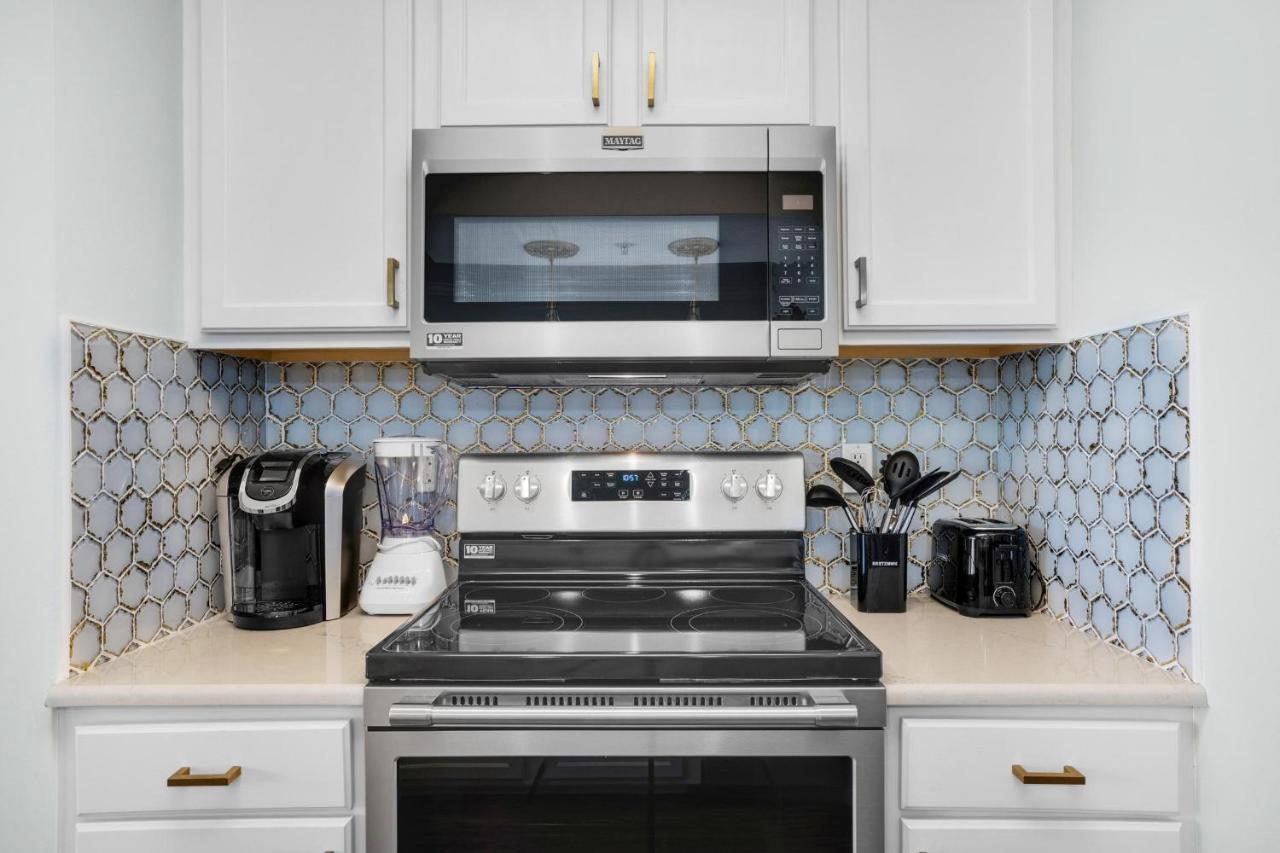 Destin West Bayside Pelican #308 Holiday home