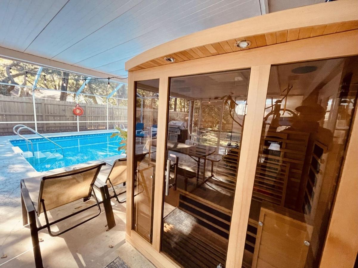 Paradise Living-pool, Sauna, Grill, 5 Bedrooms! * Fort Walton Beach
