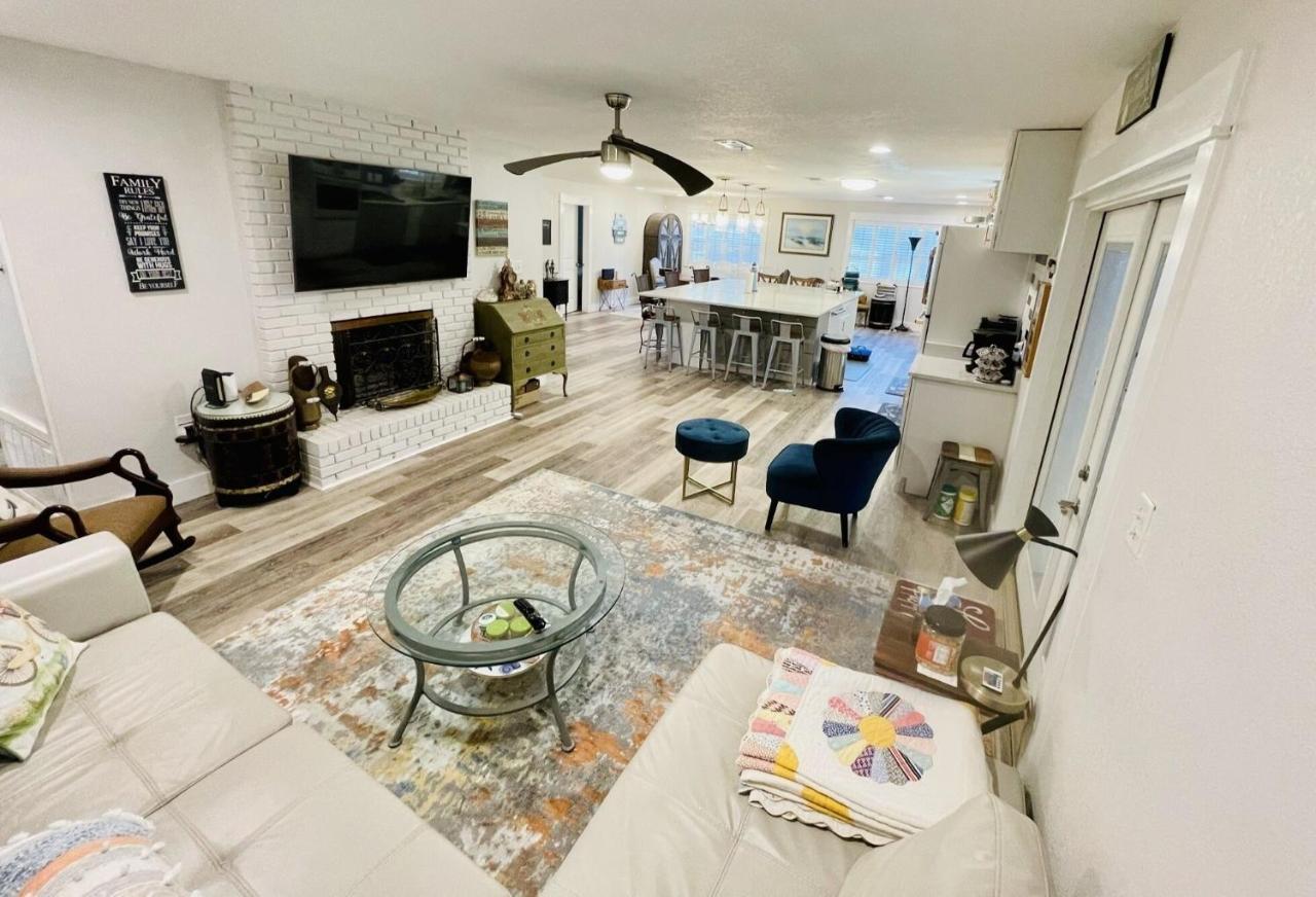 Paradise Living-pool, Sauna, Grill, 5 Bedrooms! * Fort Walton Beach