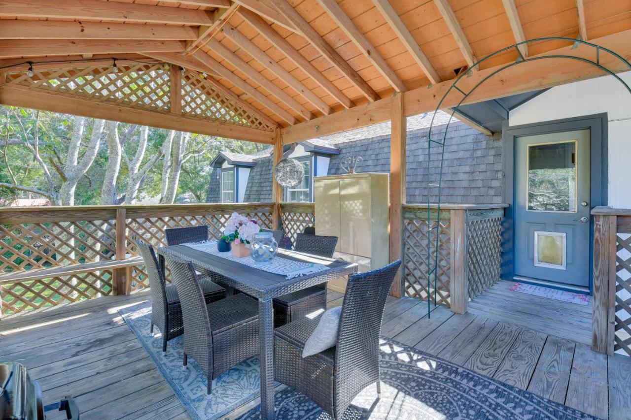 Family-friendly Duplex 6 Mi To Walton Beach! Holiday home *