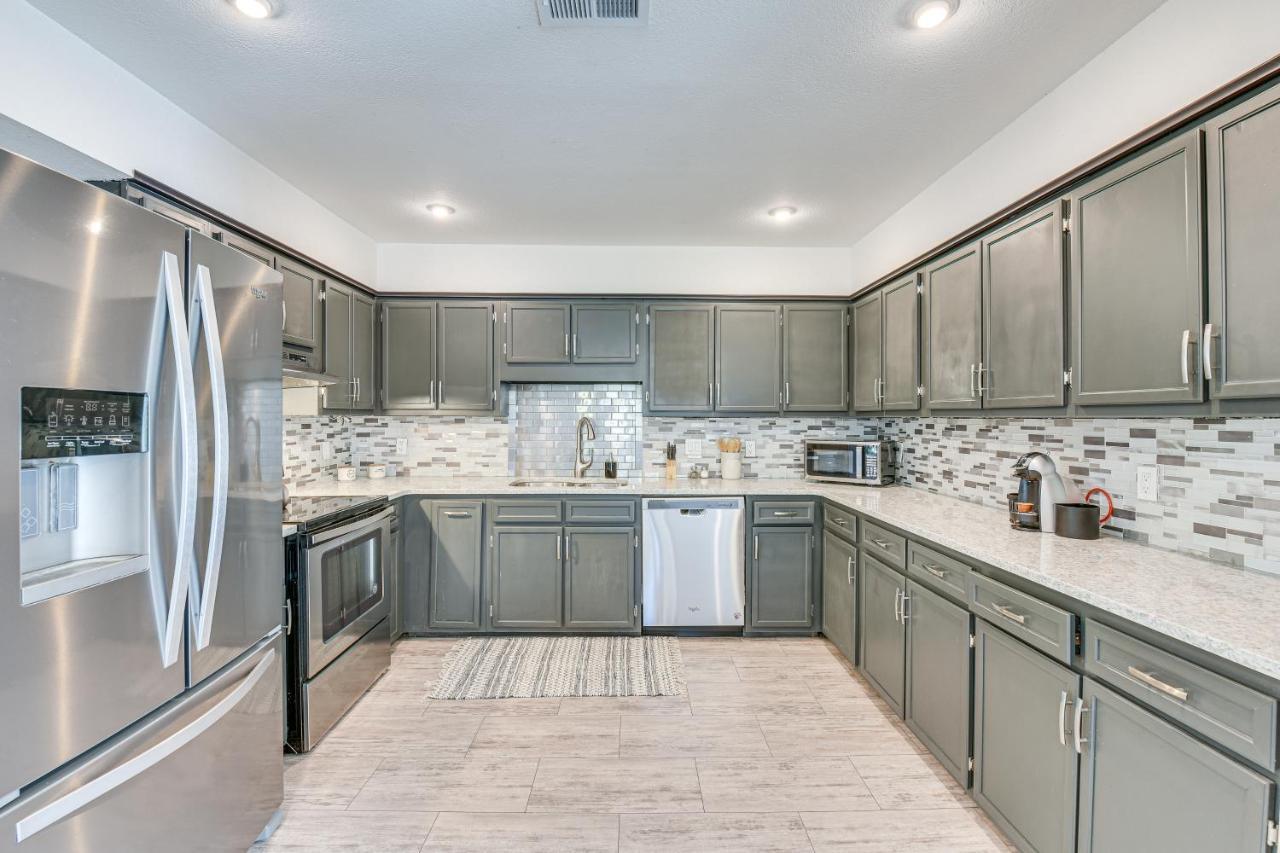 Family-friendly Duplex 6 Mi To Walton Beach! * Fort Walton Beach