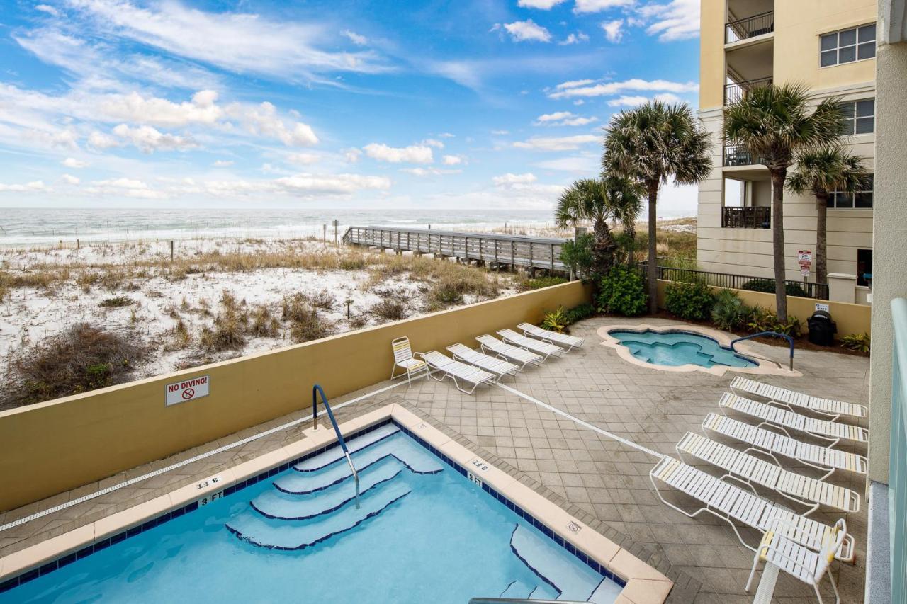 Apartment Pelican Isle 116