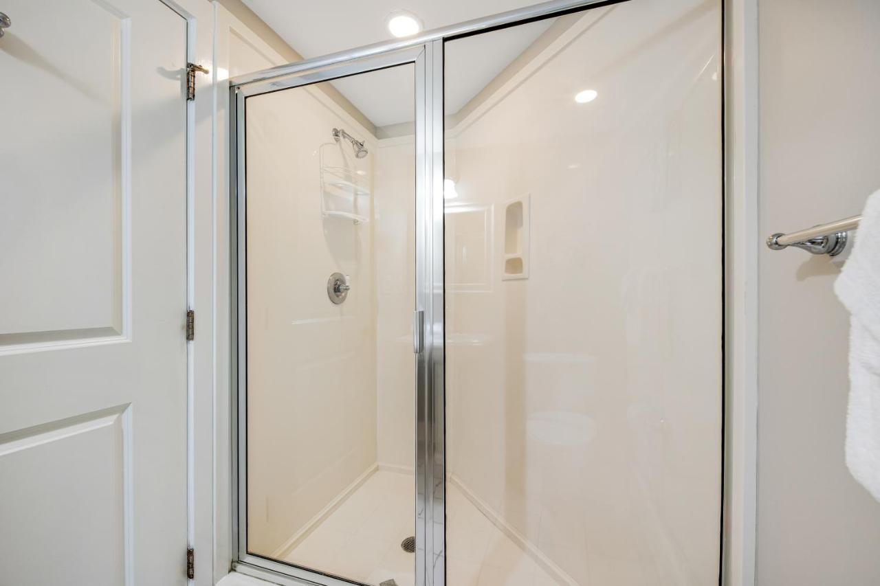 Waterscape A324 Apartment