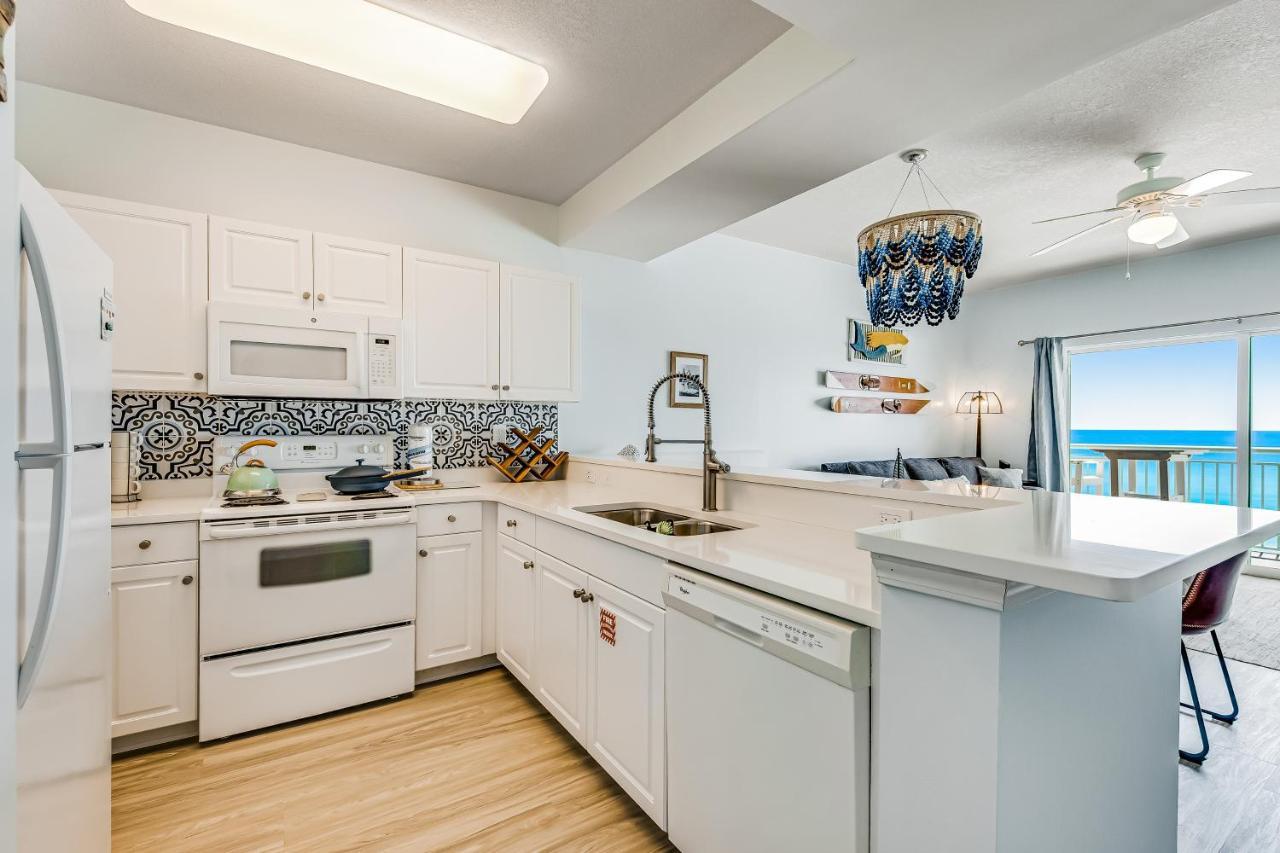 Apartment Pelican Isle 606