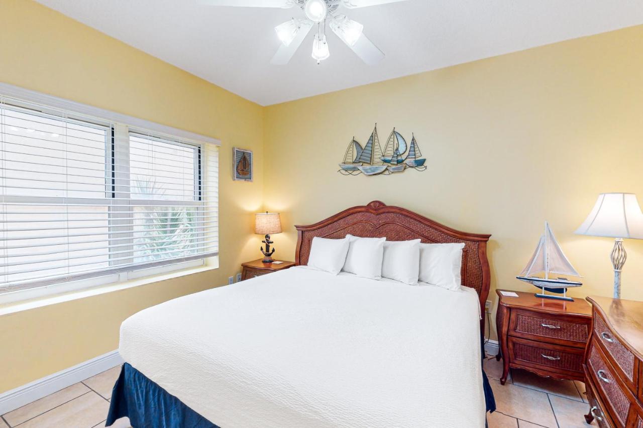 Waters Edge 218