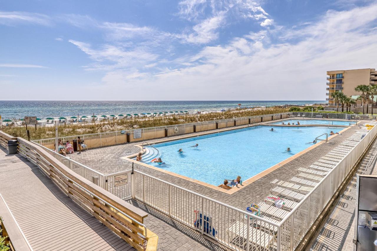 Apartment Waters Edge 306 *