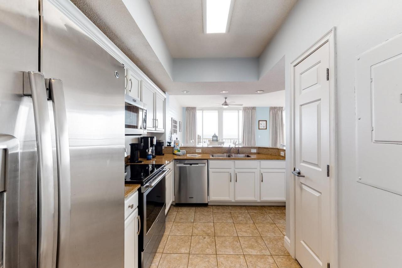 Waters Edge 303 Apartment