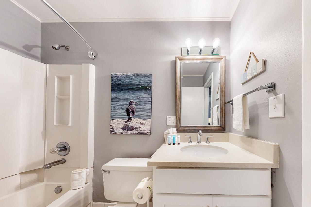 Venus, Unit 215b Fort Walton Beach