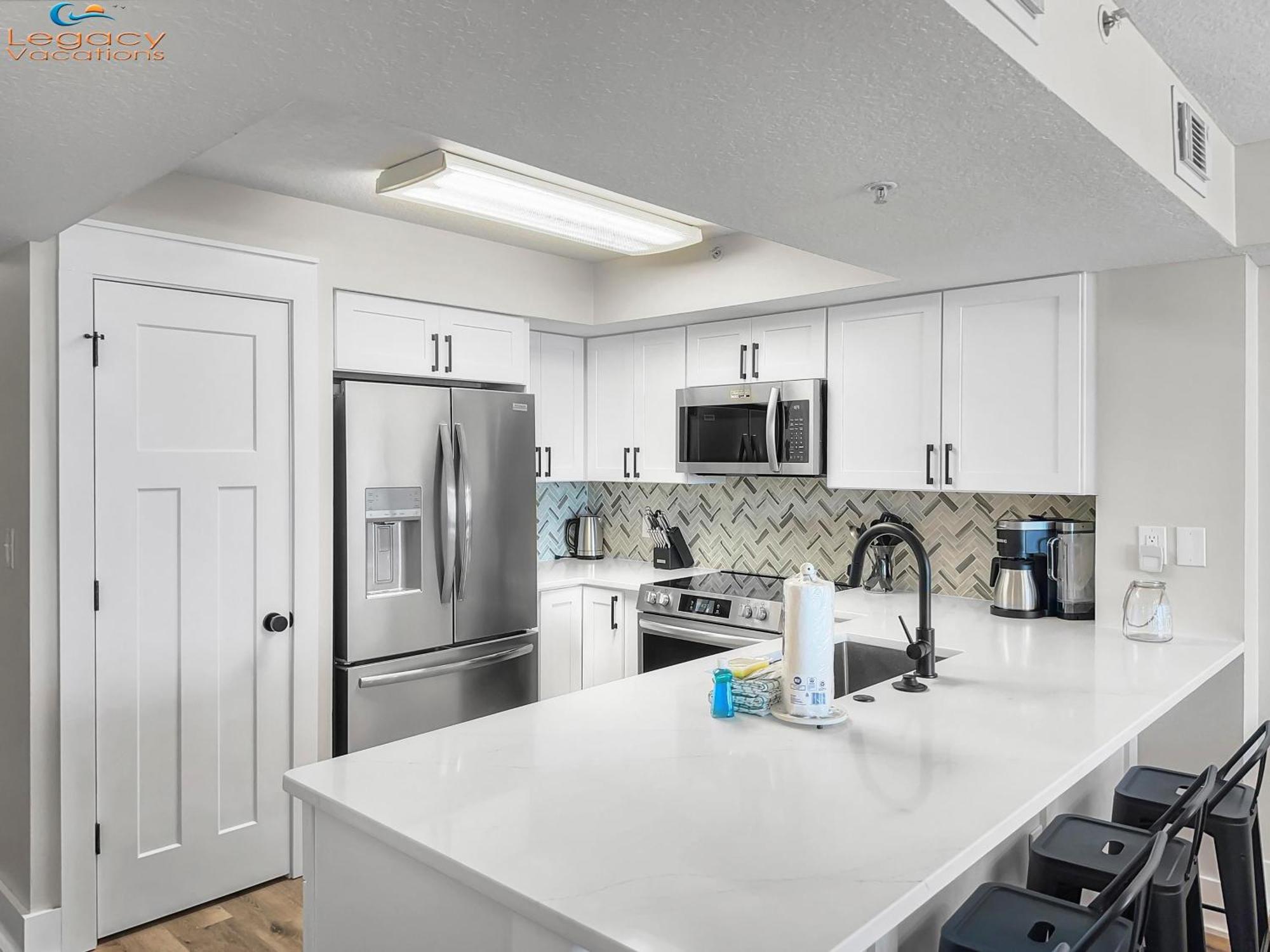 New Remodel - And Pool Access From Balcony! Fort Walton Beach