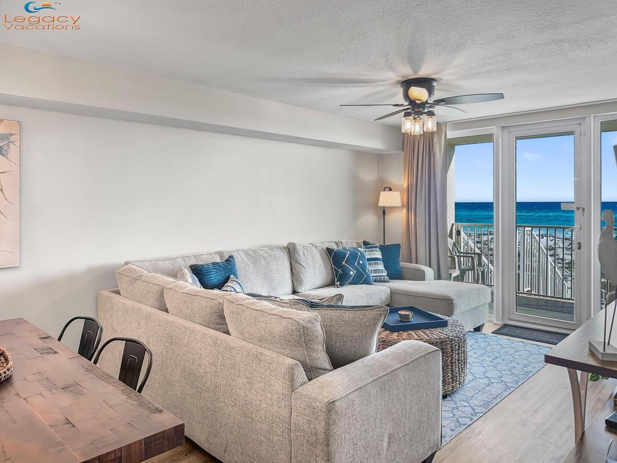 Apartment New Remodel - And Pool Access From Balcony!