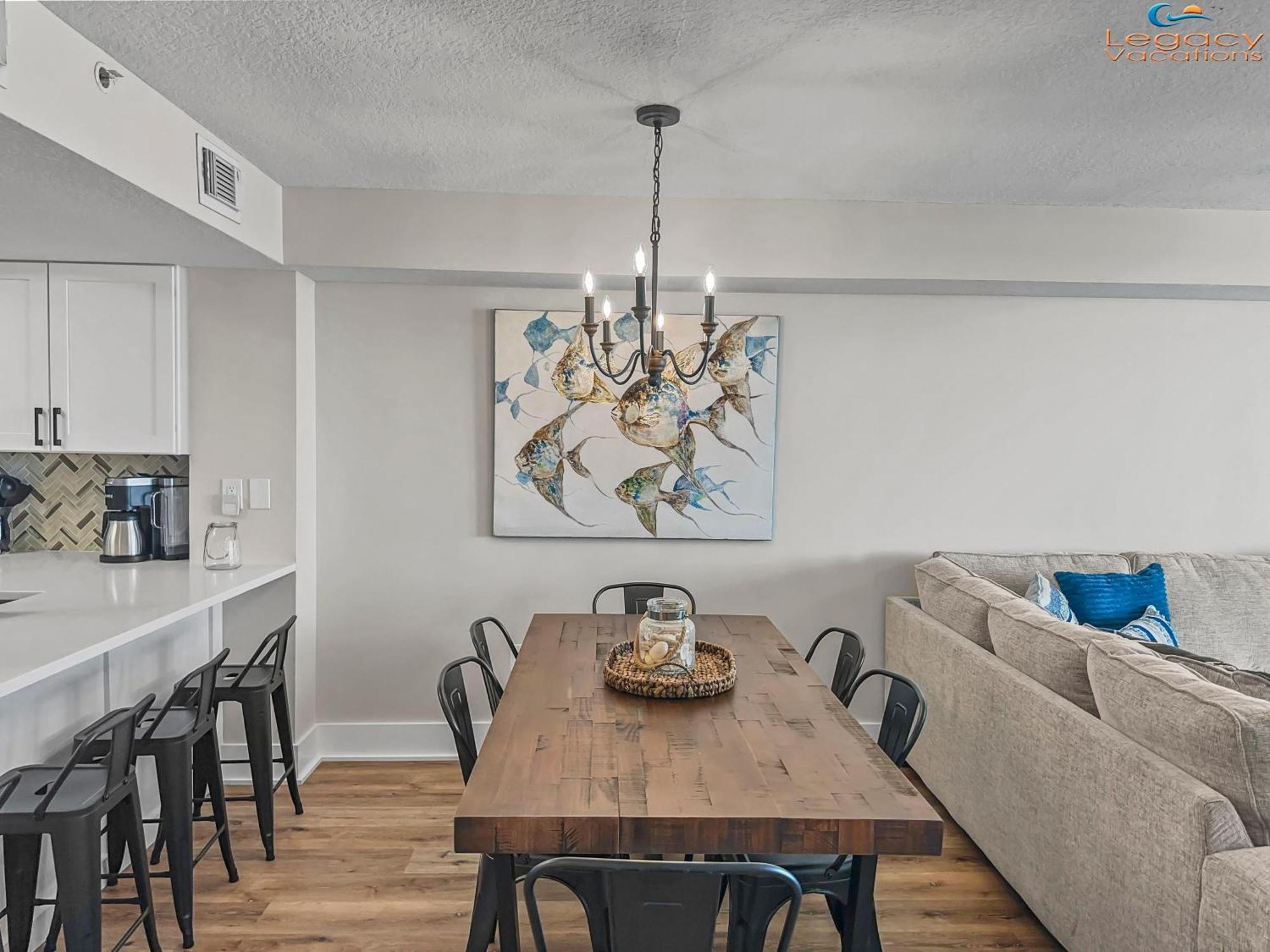 New Remodel - And Pool Access From Balcony!