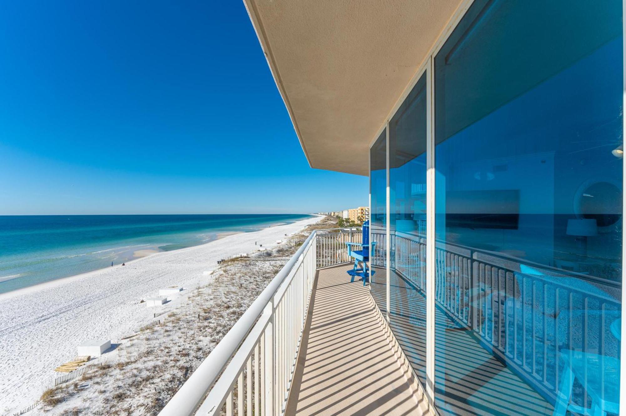 Waterscape - Wrap-around Balcony -panoramic Views!