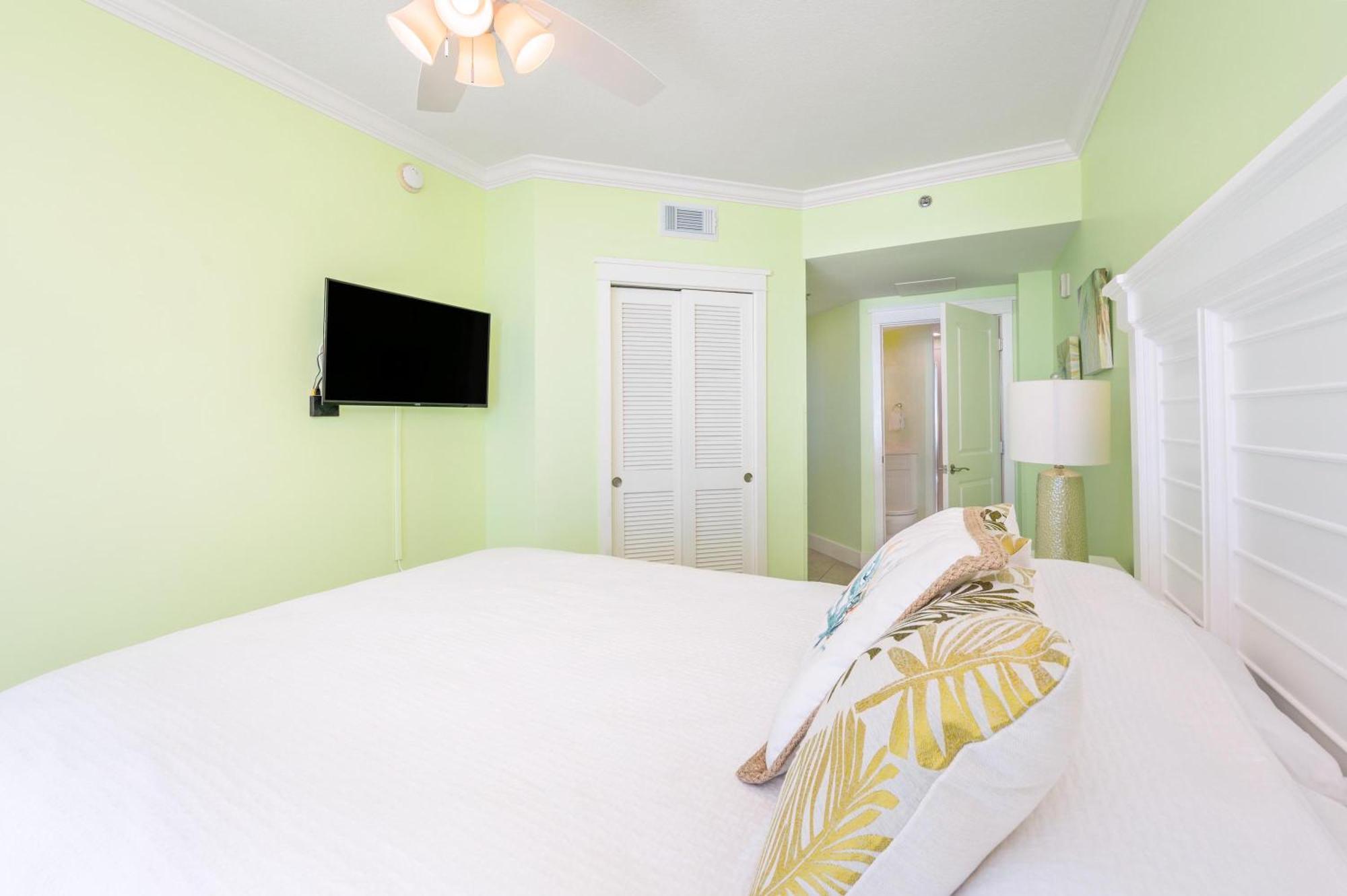 Holiday home Waterscape - Wrap-around Balcony -panoramic Views! *