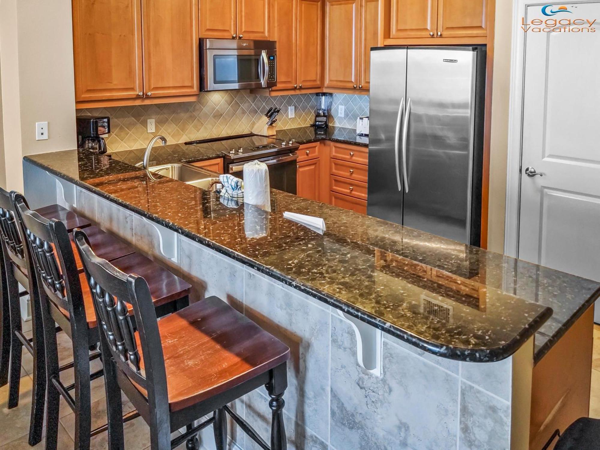 Apartment Azure #414-beachfront Premium Amenities-sleeps 10! *