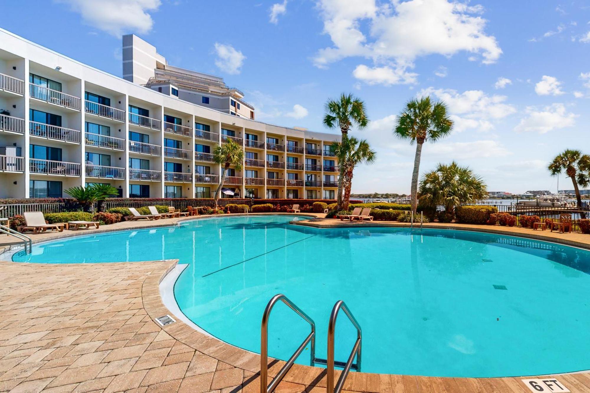 Hotel Pirates Bay A210 *