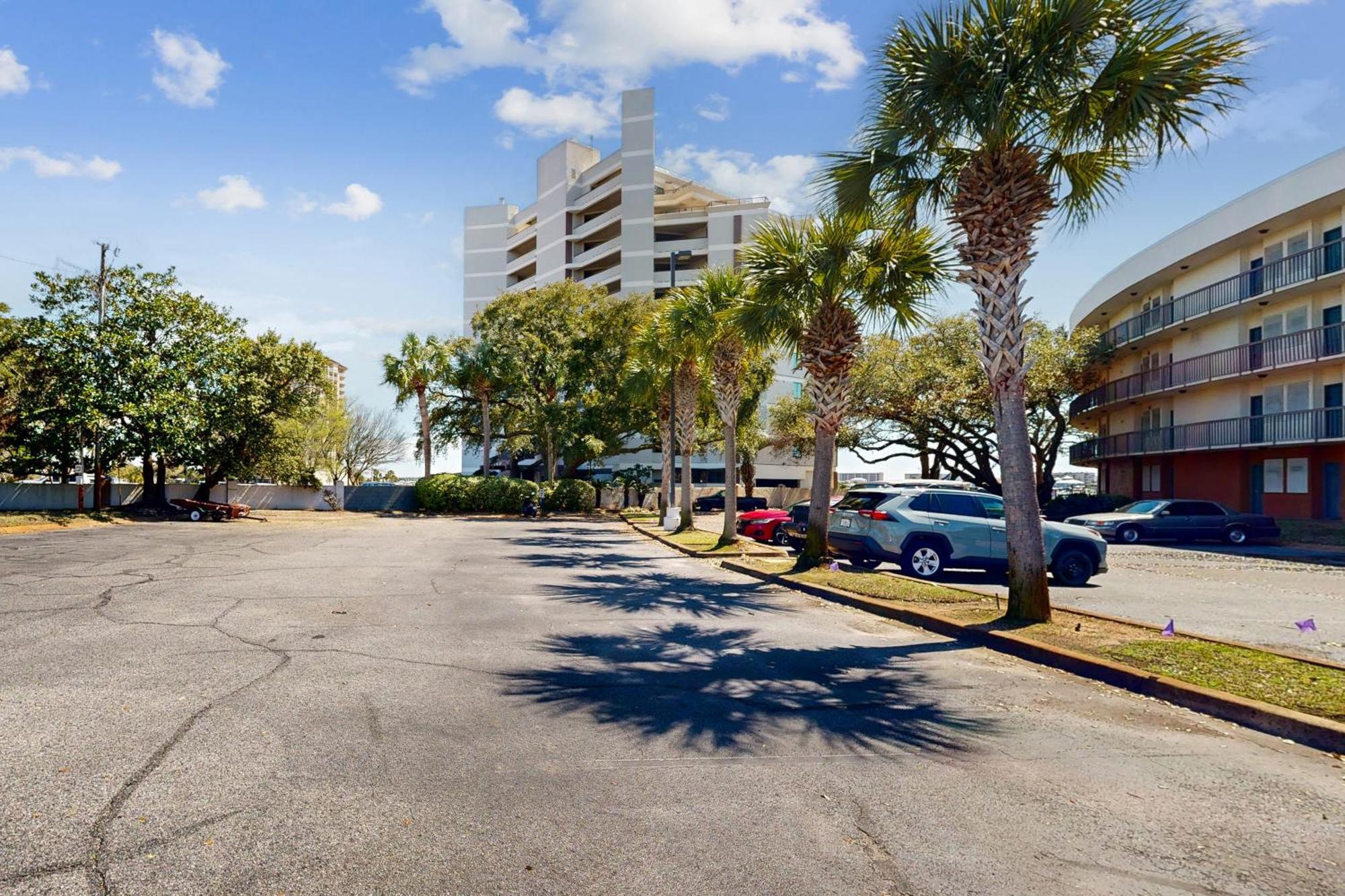 Pirates Bay A210 Hotel *