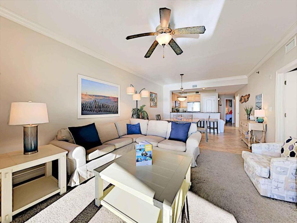 Holiday home Azure #319