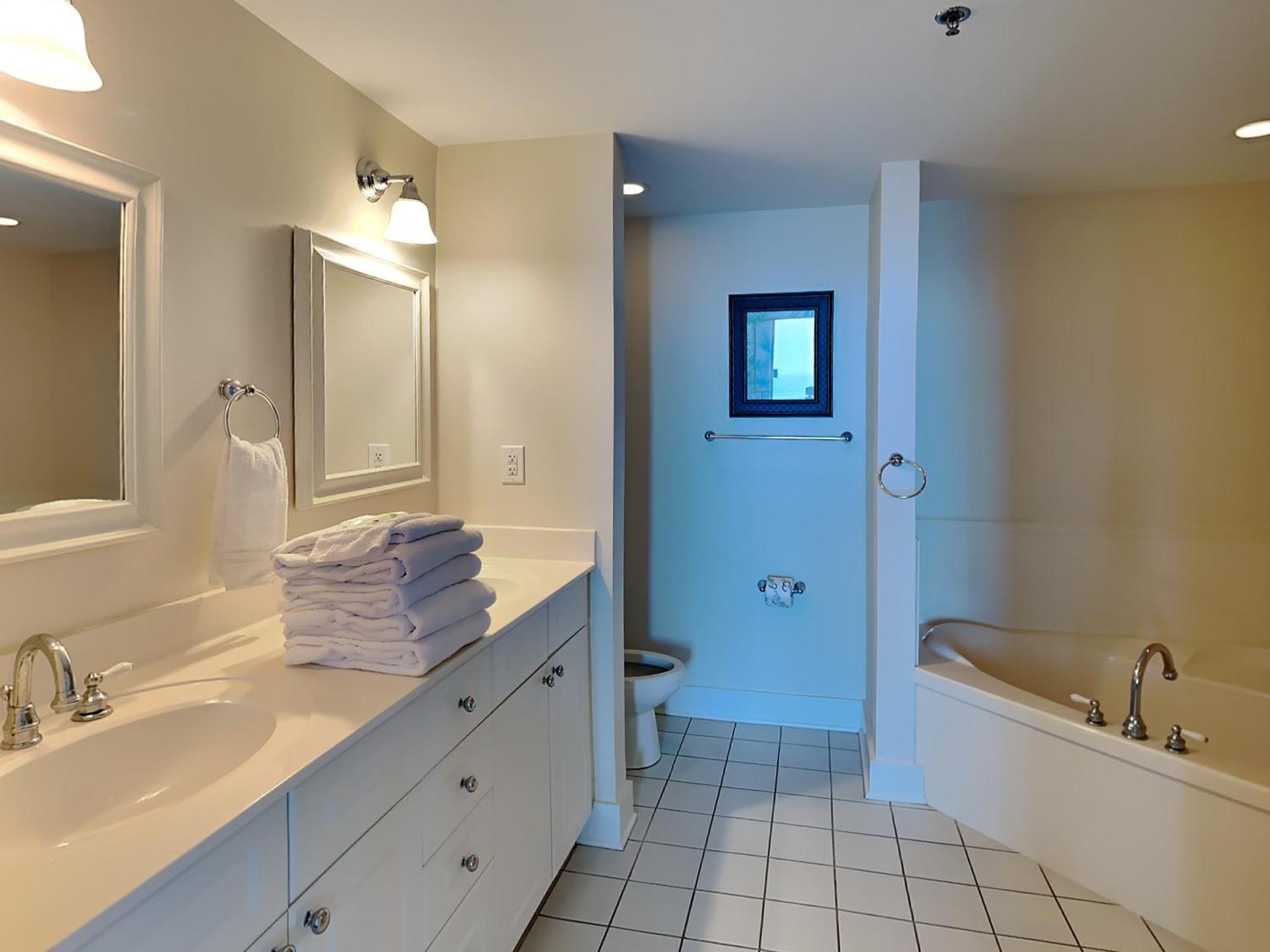 Waterscape B604 Apartment