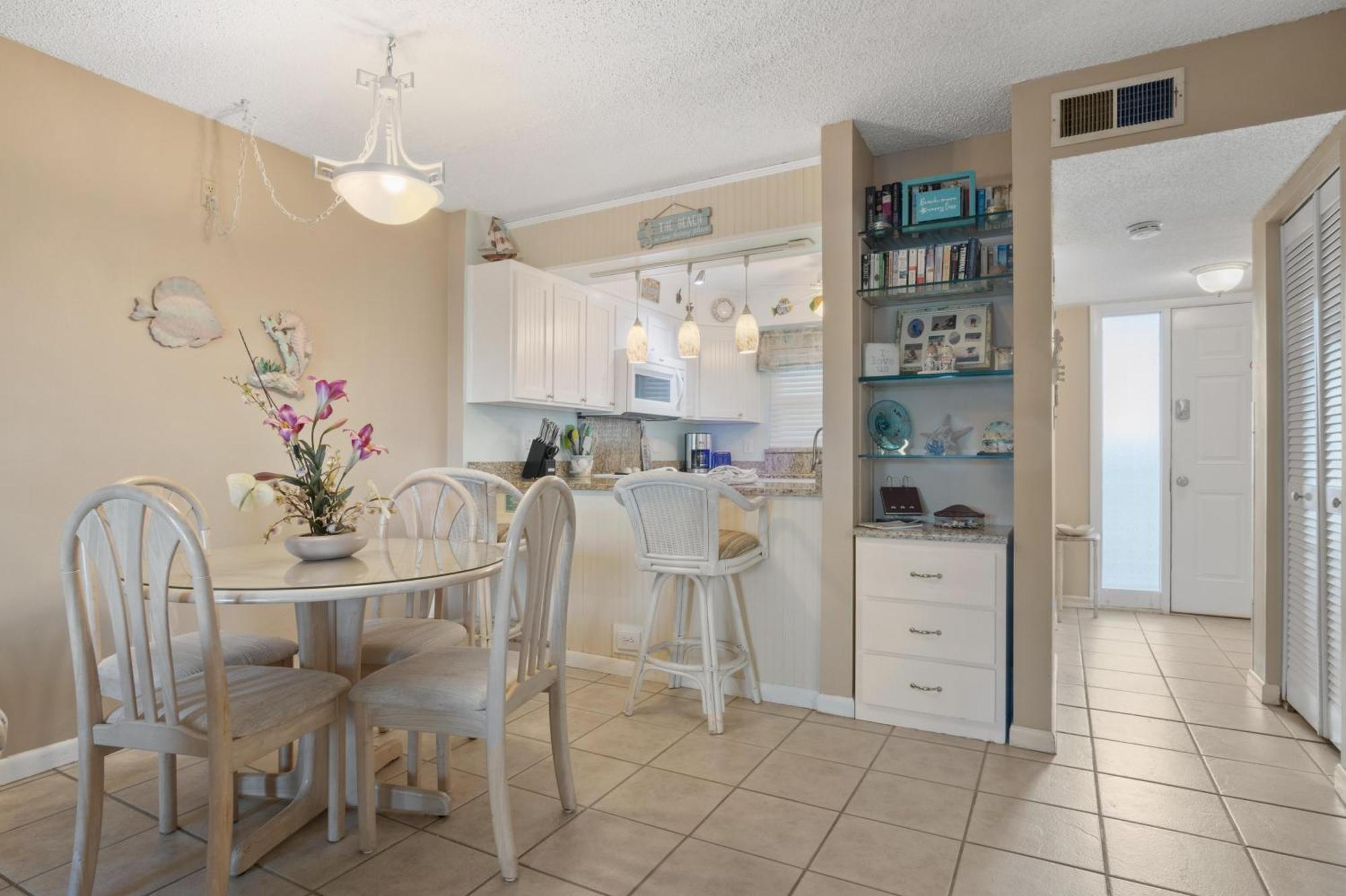 Holiday home Emerald Isle 205 By Alicia Hollis Open Until Mar 21st
