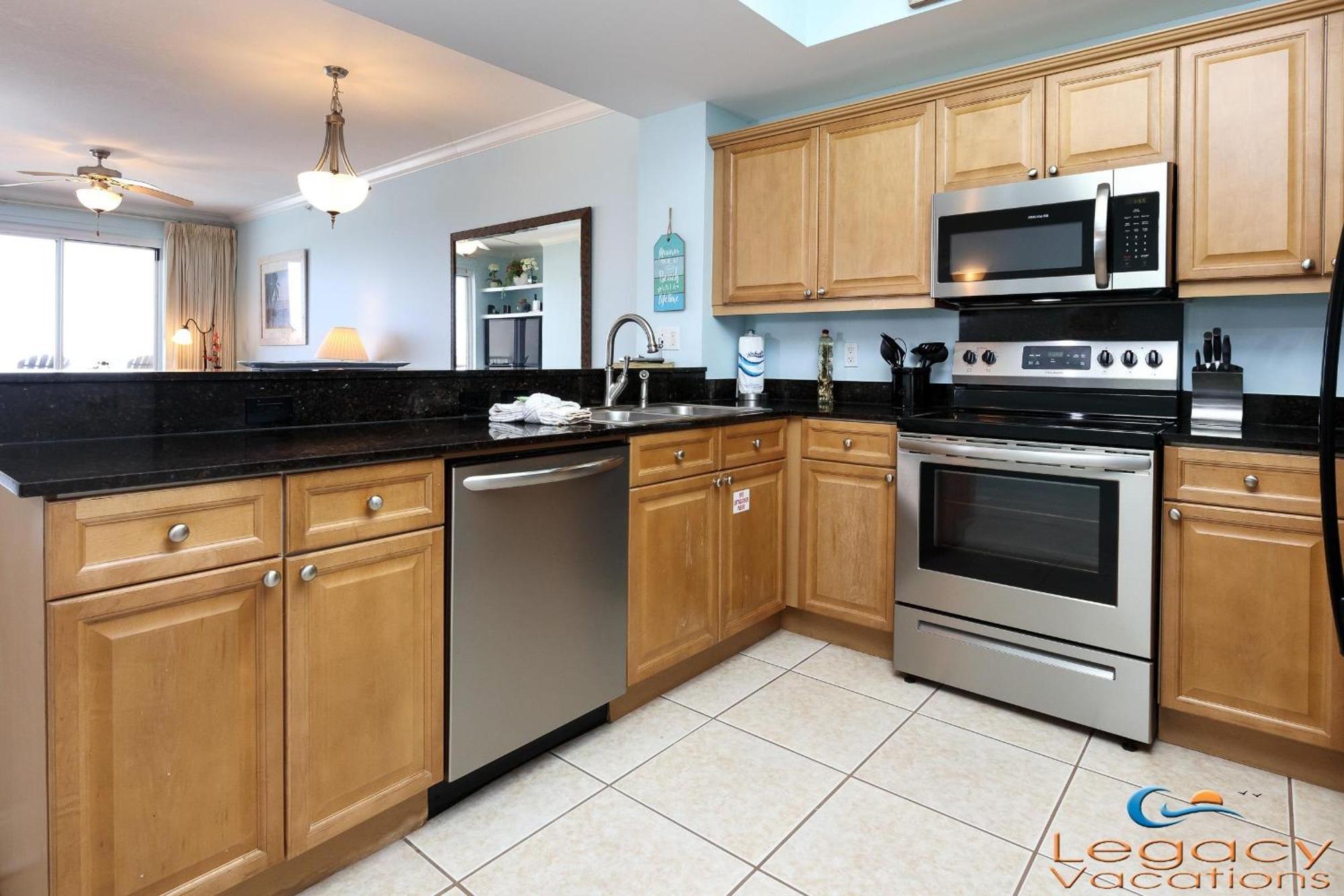 Smp 207- 3 Bedroom Condo-2 Sets Of Service! Holiday home Fort Walton Beach