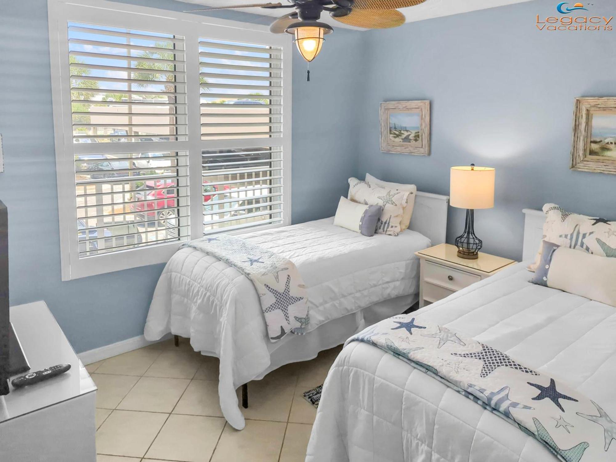 Ip214-beautiful2 Bed Beachfront-free Service Apartment Fort Walton Beach