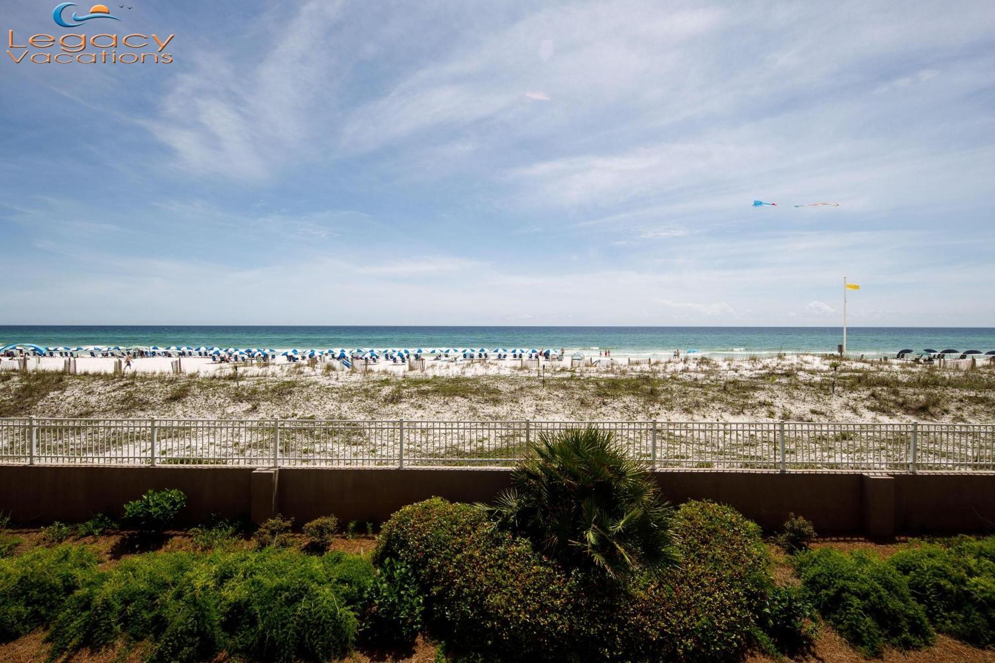 Ip214-beautiful2 Bed Beachfront-free Service *