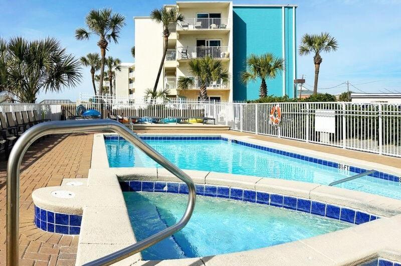 New Remodel - And Pool Access From Balcony!