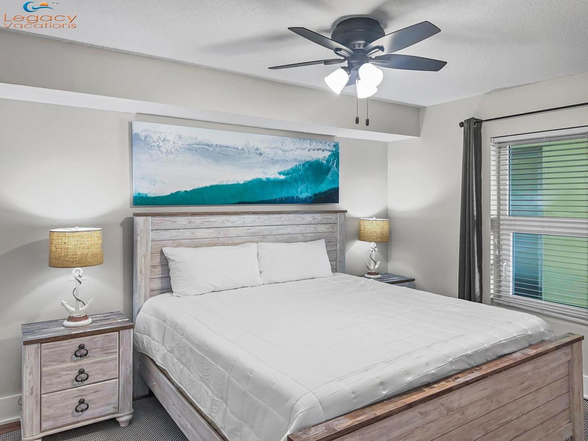 New Remodel - And Pool Access From Balcony! Apartment Fort Walton Beach