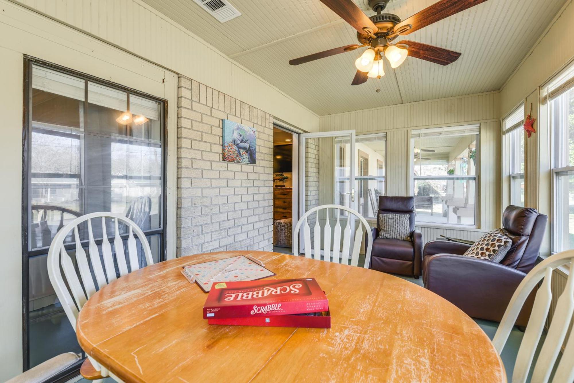 Pet-friendly Walton 4 Mi To Ocean Fort Walton Beach