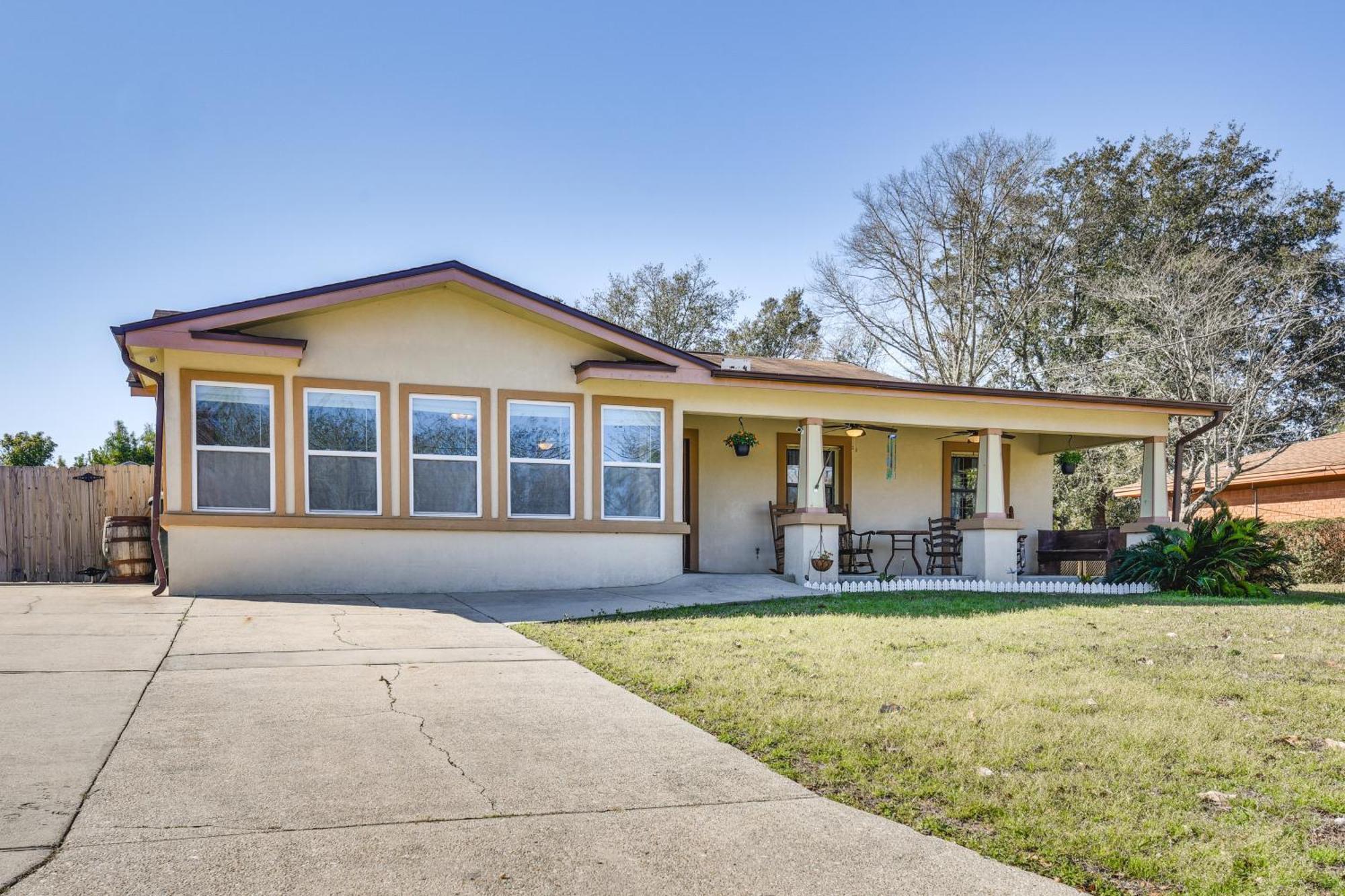 Pet-friendly Walton 4 Mi To Ocean Fort Walton Beach