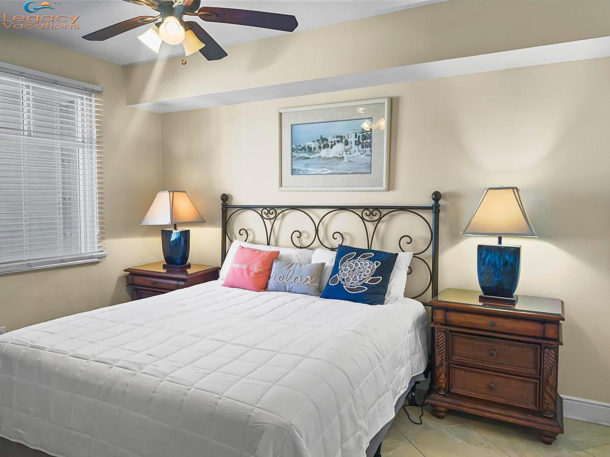 Azure #413- 3 Bd Beachfront - King Beds! *