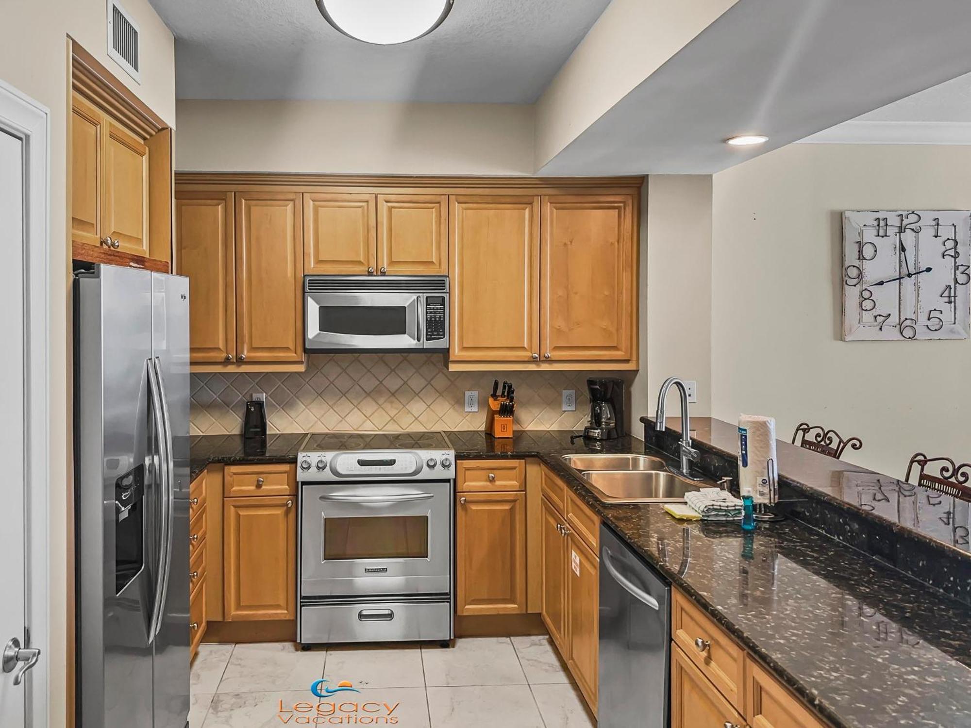 Azure #413- 3 Bd Beachfront - King Beds!